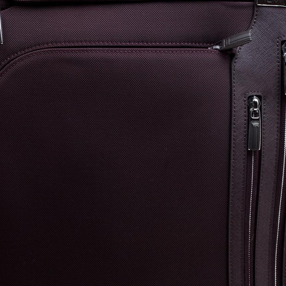 Tumi Burgundy Nylon Arrive De Gaulle International 2 Wheeld Carry-On Luggage - Picture 10 of 15